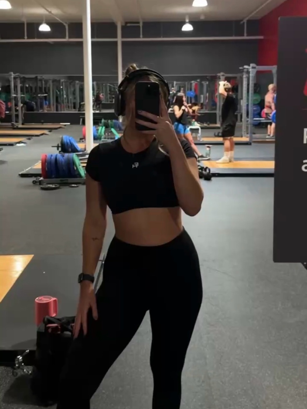Black crop top